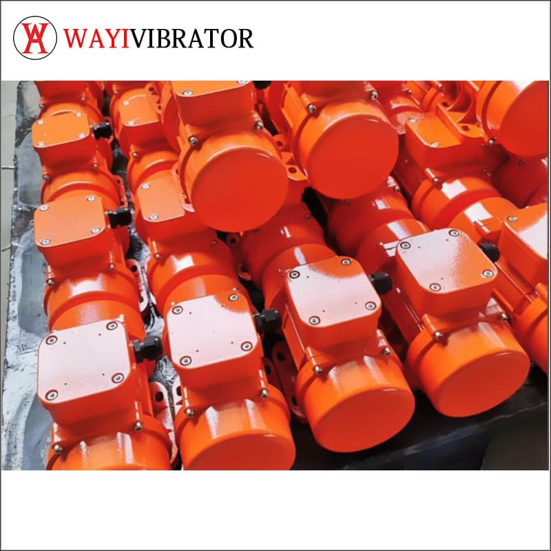 MVE 200-3 vibrator motor 01.jpg