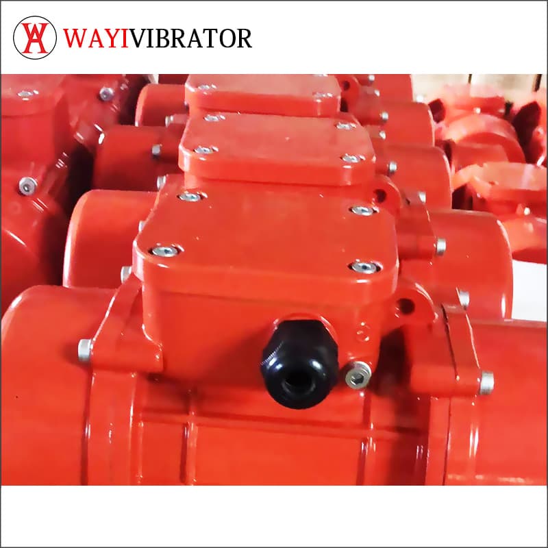 MVE 60/3 0.04kw,0.5hp, 0.7KN, 4.2kg good price good quality vibration motor from factory Shanghai
