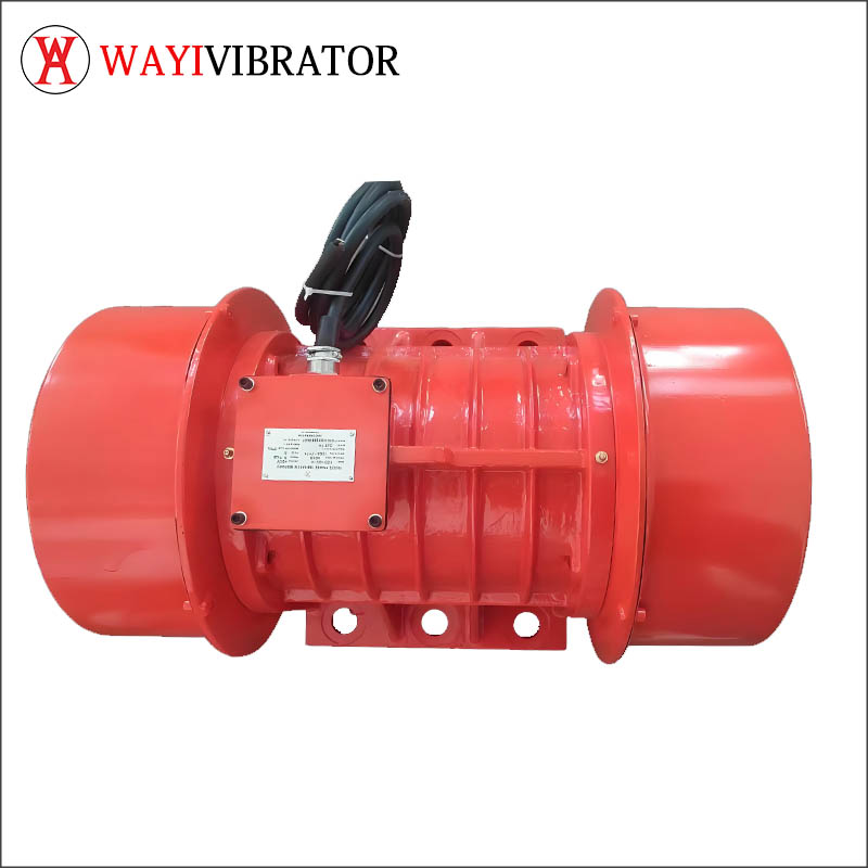 YZO-60-6 Vibrator Motor 03.jpg