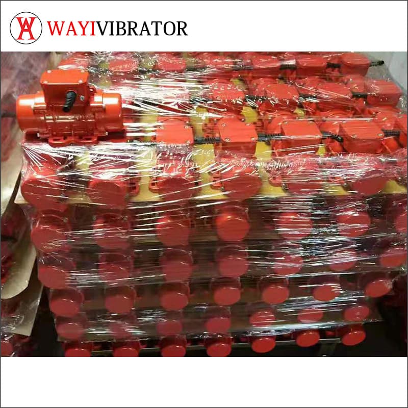 The silo wall vibrator is an energy-saving product with the vibration motor as the excitation source