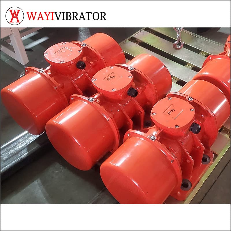 MVE 200/3 0.09kw 2KN 6.8kg good price good quality 3 phase vibration motor from factory Shanghai Chi