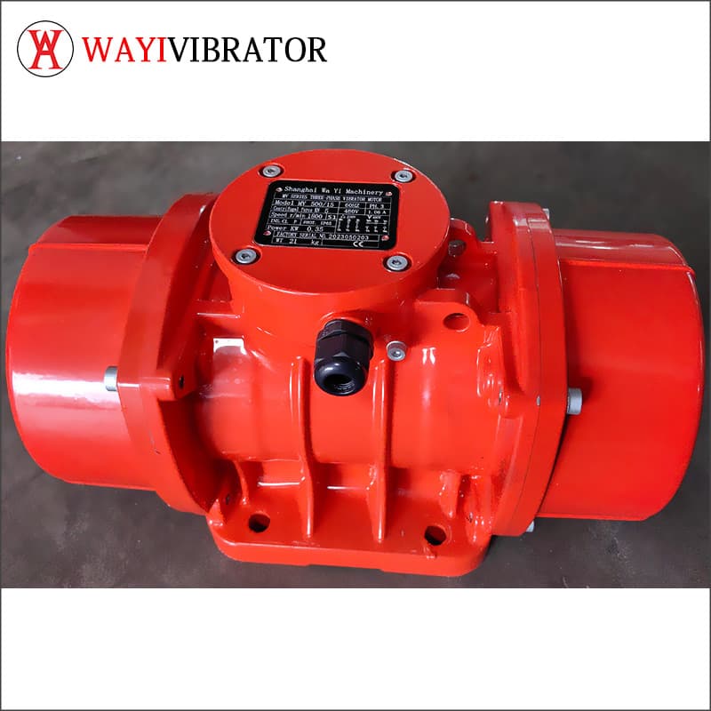 MVE 200/3 0.09kw 2KN 6.8kg good price good quality 3 phase vibration motor from factory Shanghai Chi