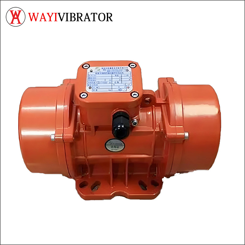 OLI MVE 40-3 vibrator motor 03.jpg